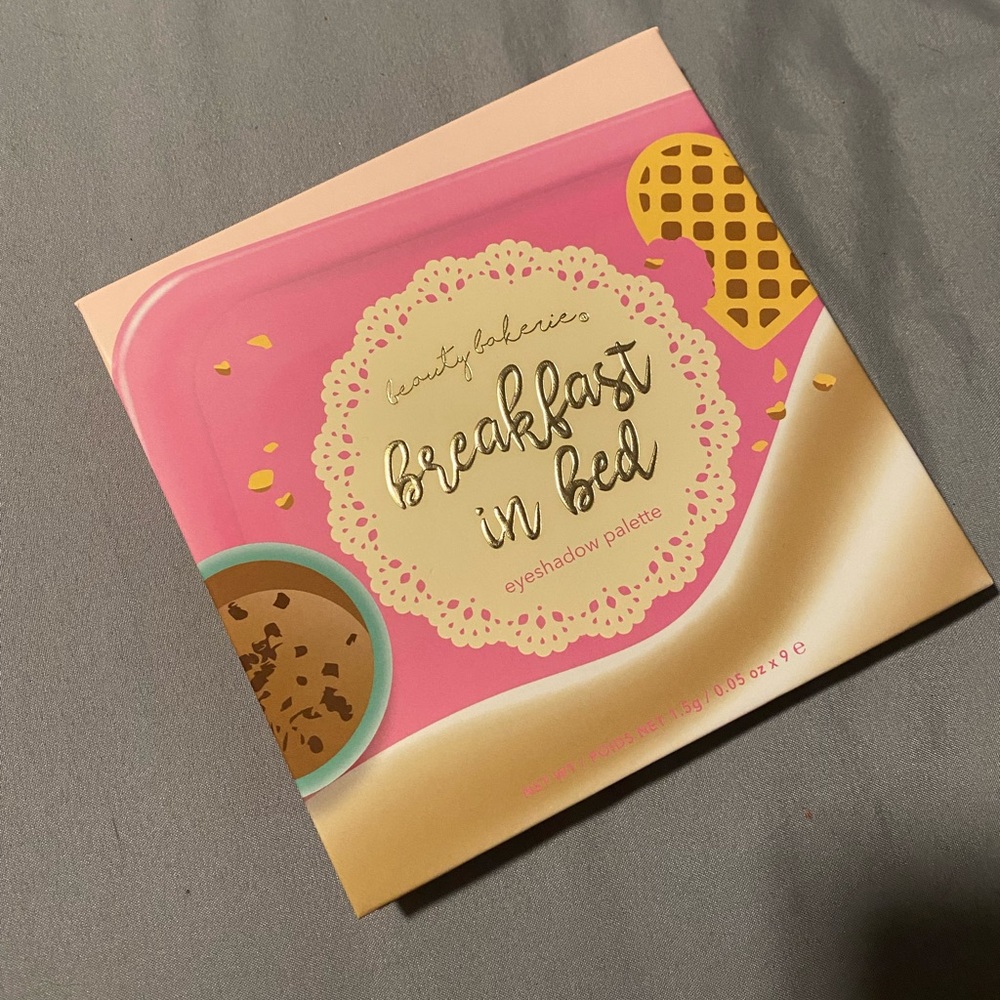 Beauty Bakerie Breakfast in Bed Eyeshadow palette